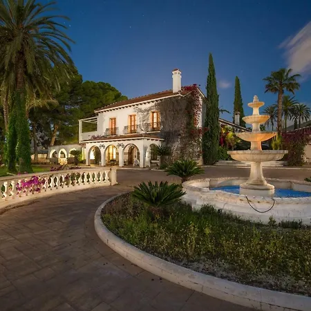 Incredible Luxury & Historical Mansion アリカンテ